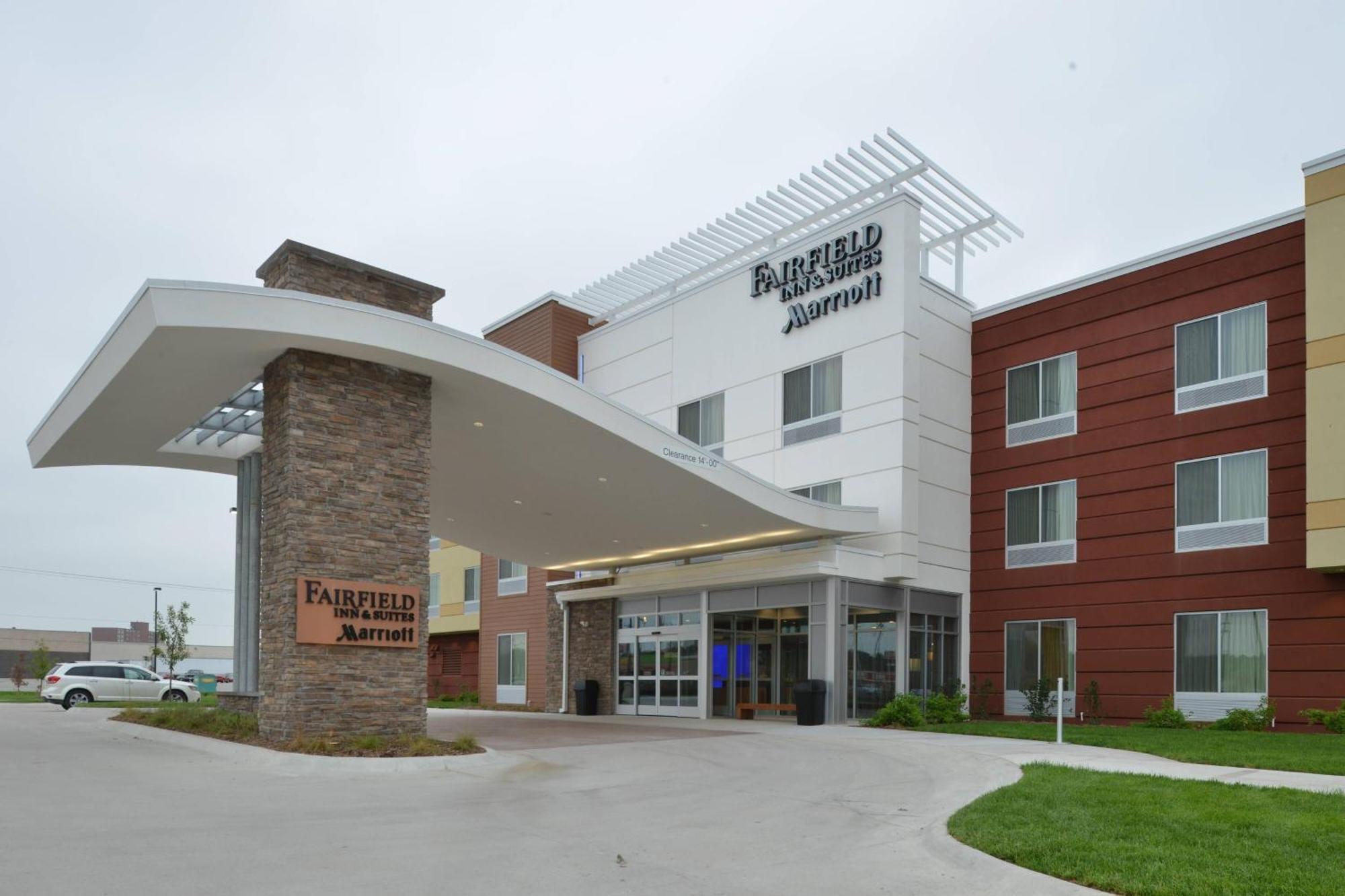 Fairfield Inn & Suites By Marriott Fremont Exterior photo